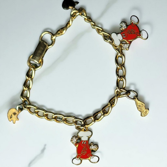 Jelly Belly Factory Charm Bracelet – Vintage Late '90s Gold Dangle | Y2K Jewelry - Picture 6 of 15